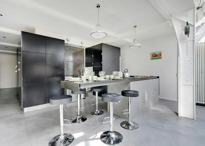 Apartment Somptuous Terrace-3br-6pcenter Of