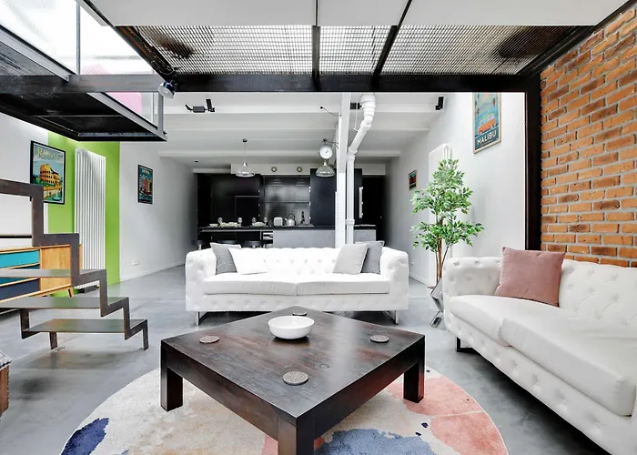 Somptuous Terrace-3br-6pcenter Of