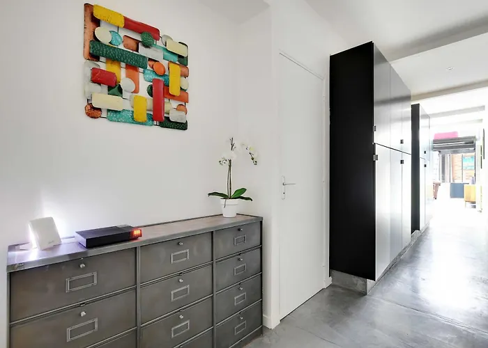 Somptuous Terrace-3br-6pcenter Of *
