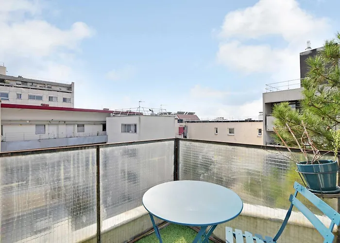 Somptuous Terrace-3br-6pcenter Of